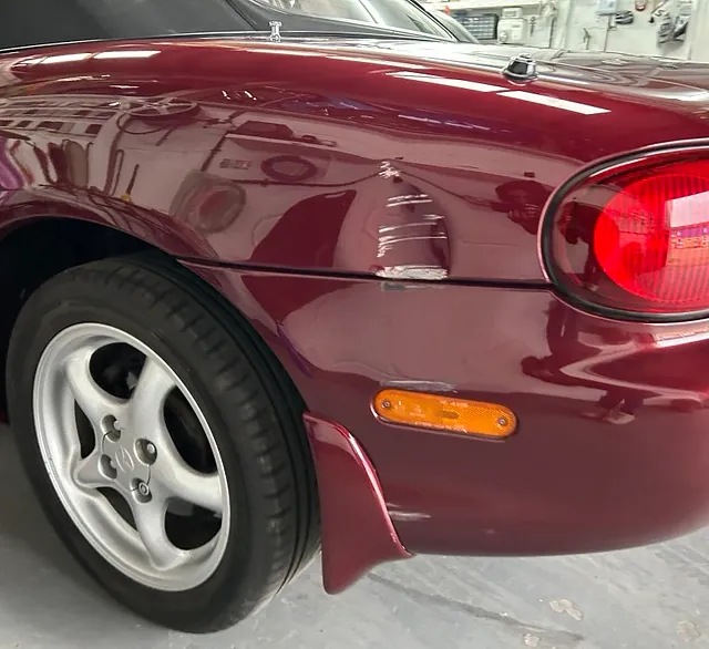 Red mazda mx5 repairs paint work - prestige autos southend car repairs
