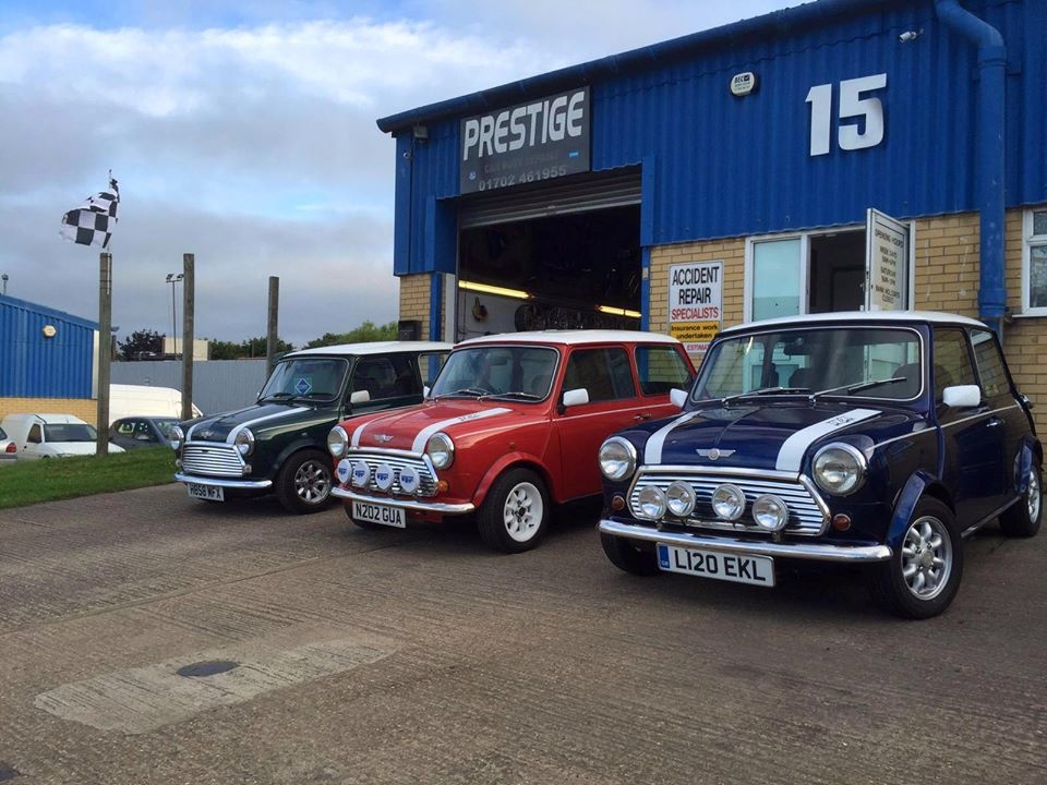Classic Mini Collection, Prestige autos southend, classic mini, car body repairs in southend